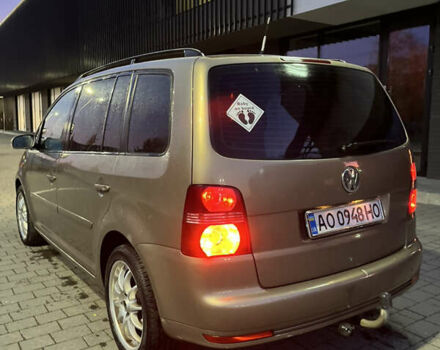 Коричневый Фольксваген Туран, объемом двигателя 1.9 л и пробегом 280 тыс. км за 5700 $, фото 6 на Automoto.ua