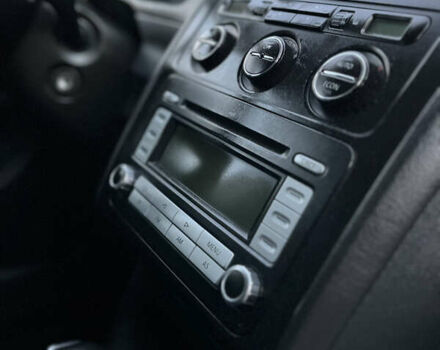 Коричневый Фольксваген Туран, объемом двигателя 1.9 л и пробегом 280 тыс. км за 5700 $, фото 24 на Automoto.ua