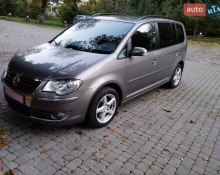 Коричневий Фольксваген Туран, об'ємом двигуна 1.4 л та пробігом 246 тис. км за 5600 $, фото 1 на Automoto.ua