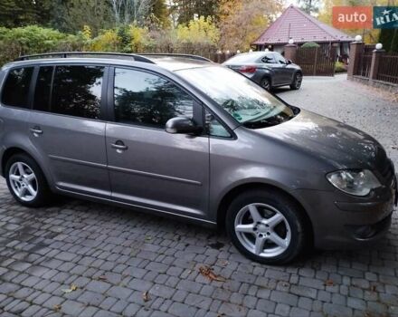 Коричневий Фольксваген Туран, об'ємом двигуна 1.4 л та пробігом 246 тис. км за 5600 $, фото 2 на Automoto.ua