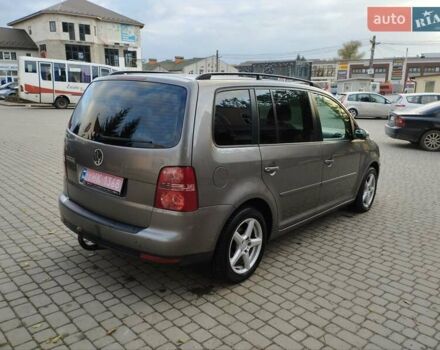 Коричневий Фольксваген Туран, об'ємом двигуна 1.4 л та пробігом 246 тис. км за 5600 $, фото 4 на Automoto.ua