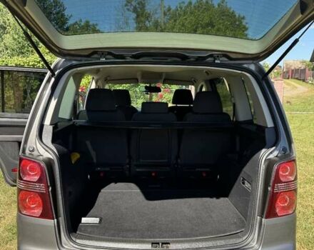 Коричневий Фольксваген Туран, об'ємом двигуна 1.4 л та пробігом 246 тис. км за 5600 $, фото 9 на Automoto.ua