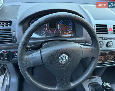 Коричневый Фольксваген Туран, объемом двигателя 1.4 л и пробегом 207 тыс. км за 7000 $, фото 25 на Automoto.ua