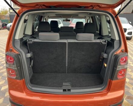 Коричневий Фольксваген Туран, об'ємом двигуна 1.4 л та пробігом 230 тис. км за 9200 $, фото 19 на Automoto.ua