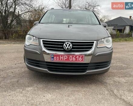 Коричневий Фольксваген Туран, об'ємом двигуна 1.4 л та пробігом 190 тис. км за 7333 $, фото 16 на Automoto.ua