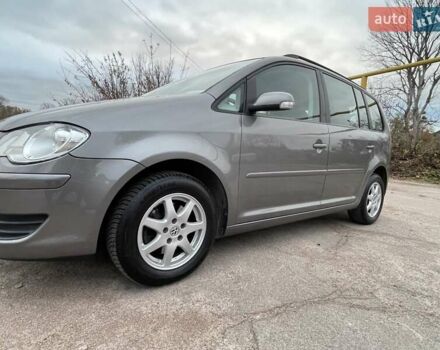 Коричневий Фольксваген Туран, об'ємом двигуна 1.4 л та пробігом 190 тис. км за 7333 $, фото 9 на Automoto.ua