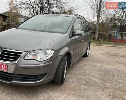 Коричневий Фольксваген Туран, об'ємом двигуна 1.4 л та пробігом 190 тис. км за 7333 $, фото 81 на Automoto.ua