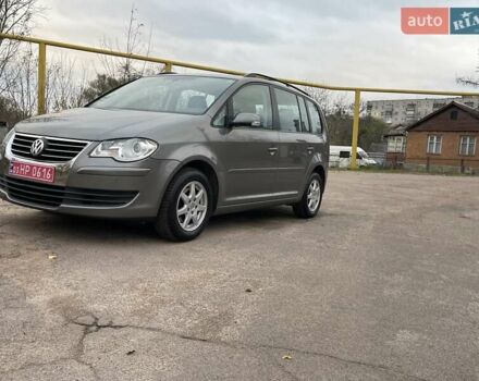Коричневий Фольксваген Туран, об'ємом двигуна 1.4 л та пробігом 190 тис. км за 7333 $, фото 188 на Automoto.ua