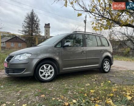 Коричневий Фольксваген Туран, об'ємом двигуна 1.4 л та пробігом 190 тис. км за 7333 $, фото 13 на Automoto.ua