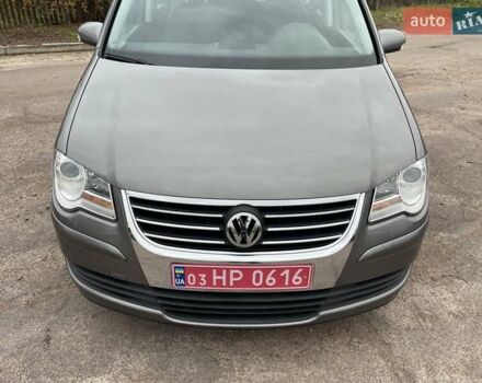 Коричневий Фольксваген Туран, об'ємом двигуна 1.4 л та пробігом 190 тис. км за 7333 $, фото 17 на Automoto.ua