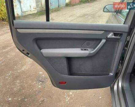 Коричневий Фольксваген Туран, об'ємом двигуна 1.4 л та пробігом 190 тис. км за 7333 $, фото 109 на Automoto.ua