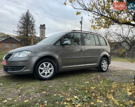 Коричневий Фольксваген Туран, об'ємом двигуна 1.4 л та пробігом 190 тис. км за 7333 $, фото 14 на Automoto.ua