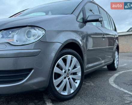 Коричневый Фольксваген Туран, объемом двигателя 1.4 л и пробегом 207 тыс. км за 7000 $, фото 11 на Automoto.ua