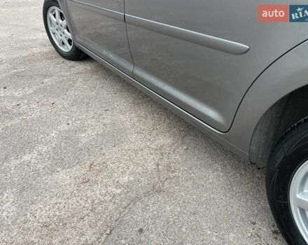 Коричневий Фольксваген Туран, об'ємом двигуна 1.4 л та пробігом 190 тис. км за 7333 $, фото 32 на Automoto.ua