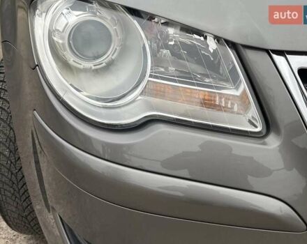 Коричневий Фольксваген Туран, об'ємом двигуна 1.4 л та пробігом 190 тис. км за 7333 $, фото 20 на Automoto.ua