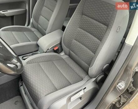 Коричневий Фольксваген Туран, об'ємом двигуна 1.4 л та пробігом 190 тис. км за 7333 $, фото 58 на Automoto.ua