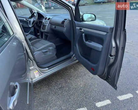 Коричневый Фольксваген Туран, объемом двигателя 1.4 л и пробегом 207 тыс. км за 7000 $, фото 45 на Automoto.ua