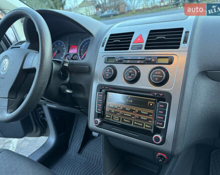 Коричневый Фольксваген Туран, объемом двигателя 1.4 л и пробегом 207 тыс. км за 7000 $, фото 48 на Automoto.ua