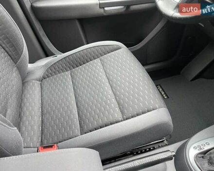 Коричневий Фольксваген Туран, об'ємом двигуна 1.4 л та пробігом 190 тис. км за 7333 $, фото 63 на Automoto.ua