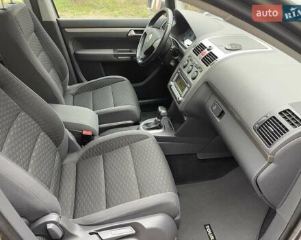 Коричневий Фольксваген Туран, об'ємом двигуна 1.4 л та пробігом 190 тис. км за 7333 $, фото 211 на Automoto.ua