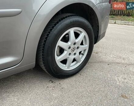 Коричневий Фольксваген Туран, об'ємом двигуна 1.4 л та пробігом 190 тис. км за 7333 $, фото 31 на Automoto.ua