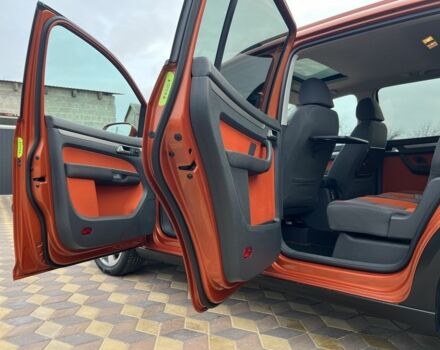 Коричневий Фольксваген Туран, об'ємом двигуна 1.4 л та пробігом 230 тис. км за 9200 $, фото 11 на Automoto.ua