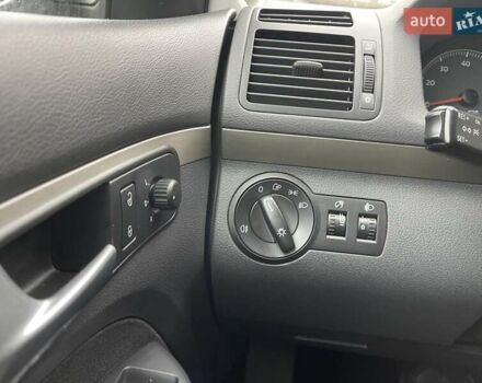 Коричневий Фольксваген Туран, об'ємом двигуна 1.4 л та пробігом 190 тис. км за 7333 $, фото 73 на Automoto.ua