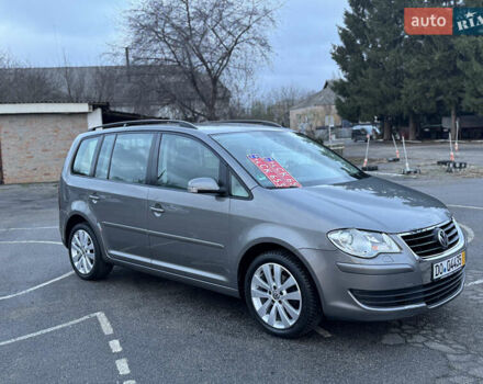 Коричневый Фольксваген Туран, объемом двигателя 1.4 л и пробегом 207 тыс. км за 7000 $, фото 2 на Automoto.ua
