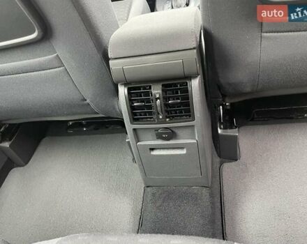 Коричневий Фольксваген Туран, об'ємом двигуна 1.4 л та пробігом 190 тис. км за 7333 $, фото 133 на Automoto.ua