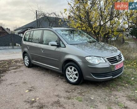 Коричневий Фольксваген Туран, об'ємом двигуна 1.4 л та пробігом 190 тис. км за 7333 $, фото 3 на Automoto.ua