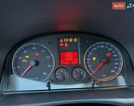 Коричневый Фольксваген Туран, объемом двигателя 1.4 л и пробегом 207 тыс. км за 7000 $, фото 26 на Automoto.ua