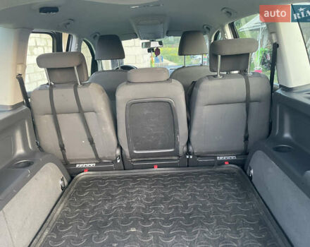 Коричневий Фольксваген Туран, об'ємом двигуна 1.6 л та пробігом 205 тис. км за 10700 $, фото 11 на Automoto.ua