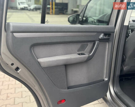 Коричневий Фольксваген Туран, об'ємом двигуна 1.6 л та пробігом 171 тис. км за 10800 $, фото 20 на Automoto.ua