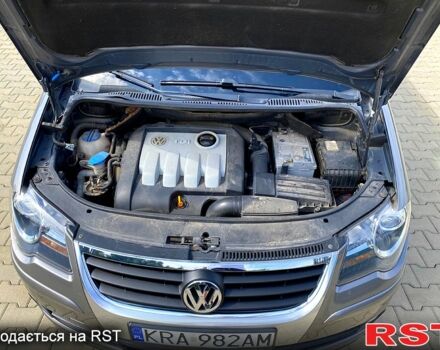 Коричневий Фольксваген Туран, об'ємом двигуна 1.9 л та пробігом 0 тис. км за 2700 $, фото 9 на Automoto.ua