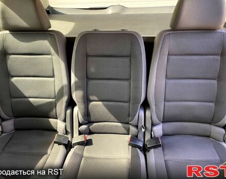 Коричневий Фольксваген Туран, об'ємом двигуна 1.9 л та пробігом 0 тис. км за 2700 $, фото 6 на Automoto.ua