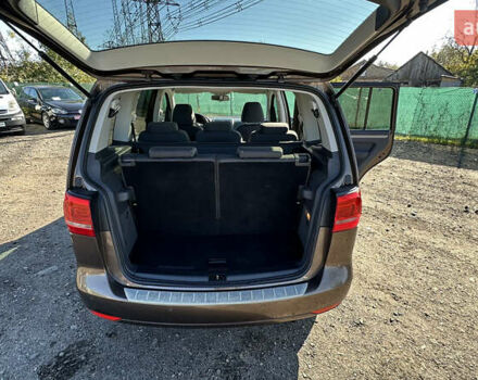 Коричневый Фольксваген Туран, объемом двигателя 1.4 л и пробегом 199 тыс. км за 9800 $, фото 44 на Automoto.ua