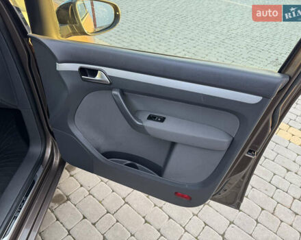 Коричневый Фольксваген Туран, объемом двигателя 1.6 л и пробегом 223 тыс. км за 10499 $, фото 32 на Automoto.ua