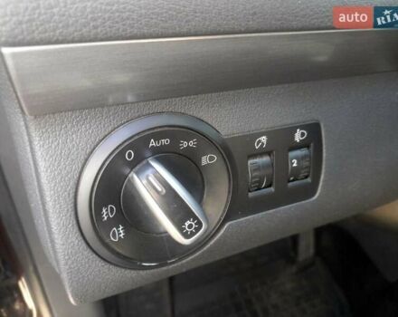 Коричневий Фольксваген Туран, об'ємом двигуна 1.97 л та пробігом 242 тис. км за 11700 $, фото 34 на Automoto.ua