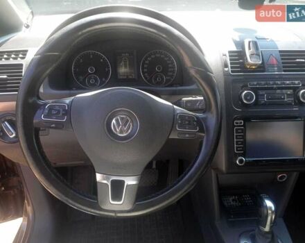 Коричневий Фольксваген Туран, об'ємом двигуна 1.97 л та пробігом 242 тис. км за 11700 $, фото 24 на Automoto.ua