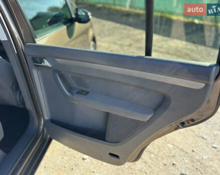 Коричневый Фольксваген Туран, объемом двигателя 1.4 л и пробегом 199 тыс. км за 9800 $, фото 50 на Automoto.ua