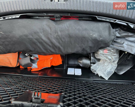 Коричневый Фольксваген Туран, объемом двигателя 1.6 л и пробегом 223 тыс. км за 10499 $, фото 24 на Automoto.ua