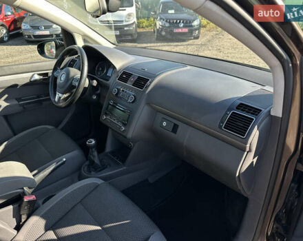 Коричневый Фольксваген Туран, объемом двигателя 1.4 л и пробегом 199 тыс. км за 9800 $, фото 51 на Automoto.ua