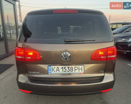 Коричневый Фольксваген Туран, объемом двигателя 1.4 л и пробегом 194 тыс. км за 9500 $, фото 4 на Automoto.ua