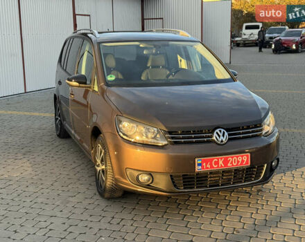 Коричневый Фольксваген Туран, объемом двигателя 1.6 л и пробегом 223 тыс. км за 10499 $, фото 2 на Automoto.ua