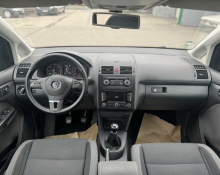 Коричневый Фольксваген Туран, объемом двигателя 1.6 л и пробегом 171 тыс. км за 10500 $, фото 17 на Automoto.ua