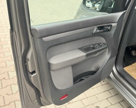 Коричневый Фольксваген Туран, объемом двигателя 1.6 л и пробегом 171 тыс. км за 10500 $, фото 11 на Automoto.ua