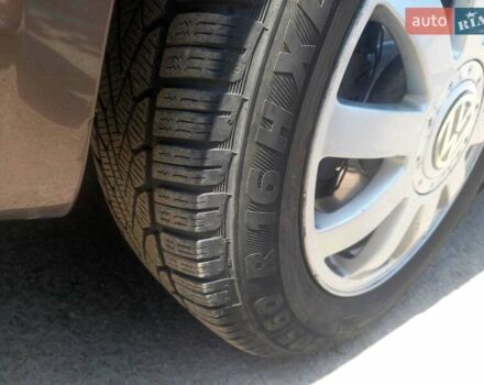 Коричневий Фольксваген Туран, об'ємом двигуна 1.97 л та пробігом 242 тис. км за 11700 $, фото 38 на Automoto.ua