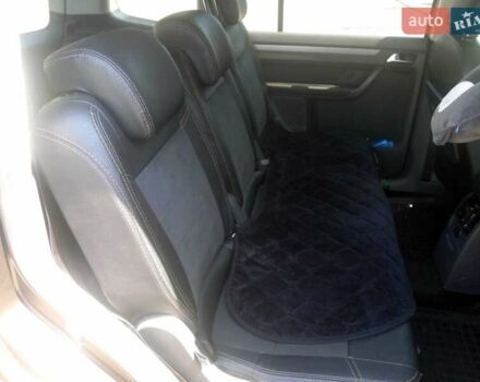 Коричневий Фольксваген Туран, об'ємом двигуна 1.97 л та пробігом 242 тис. км за 11700 $, фото 11 на Automoto.ua