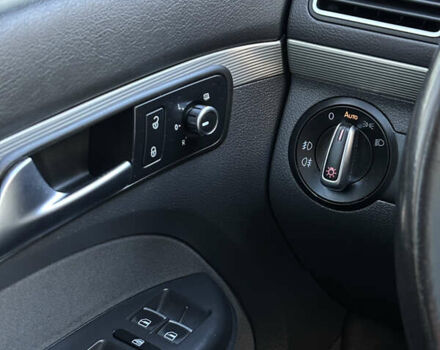 Коричневый Фольксваген Туран, объемом двигателя 1.6 л и пробегом 277 тыс. км за 10600 $, фото 27 на Automoto.ua