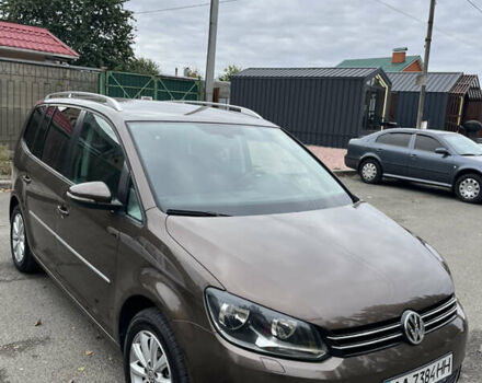 Коричневый Фольксваген Туран, объемом двигателя 1.97 л и пробегом 145 тыс. км за 11900 $, фото 3 на Automoto.ua
